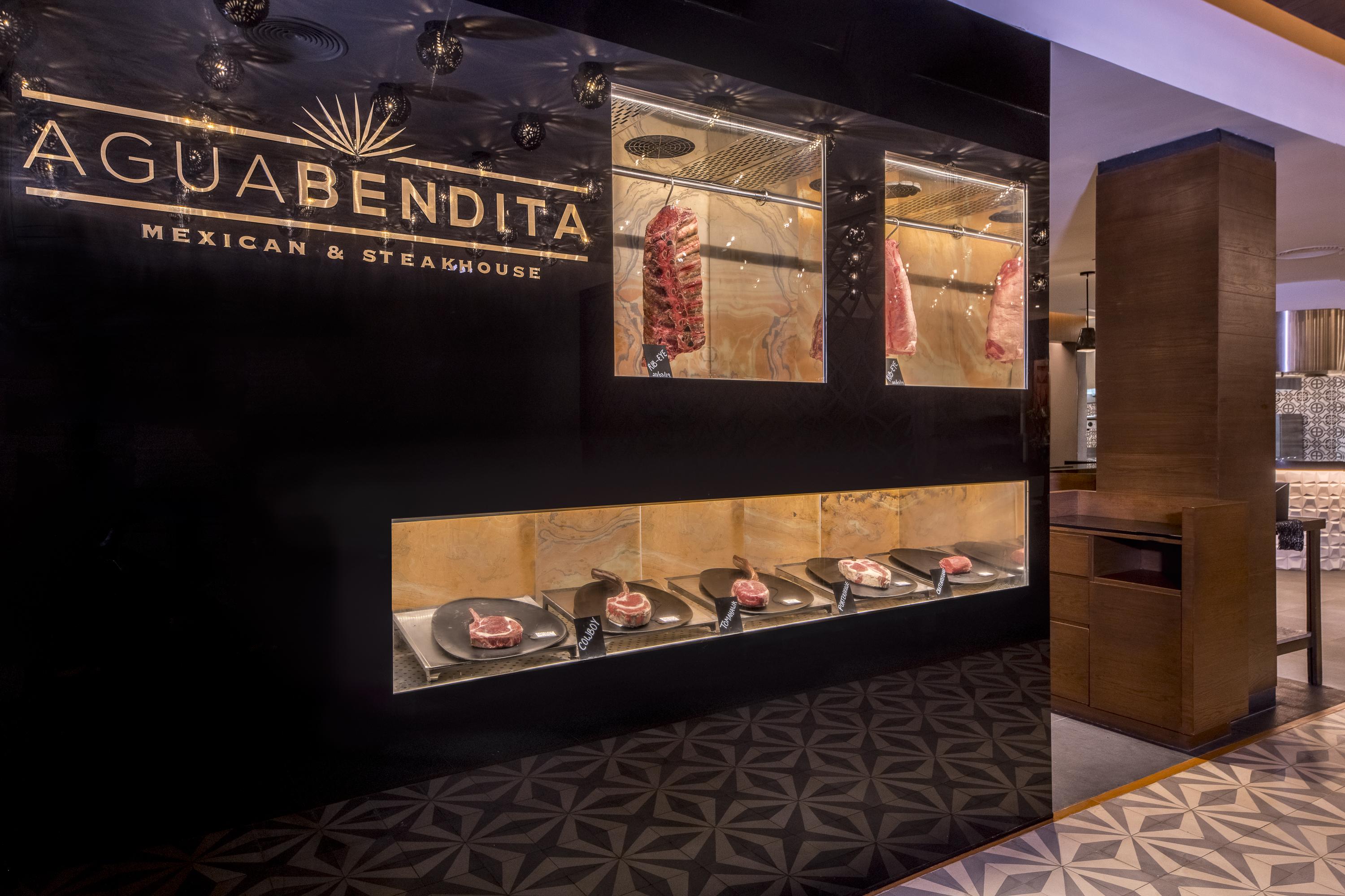 Haven Riviera Cancun (Adults Only) Alfredo V. Bonfil Bagian luar foto A restaurant in the MGM Grand