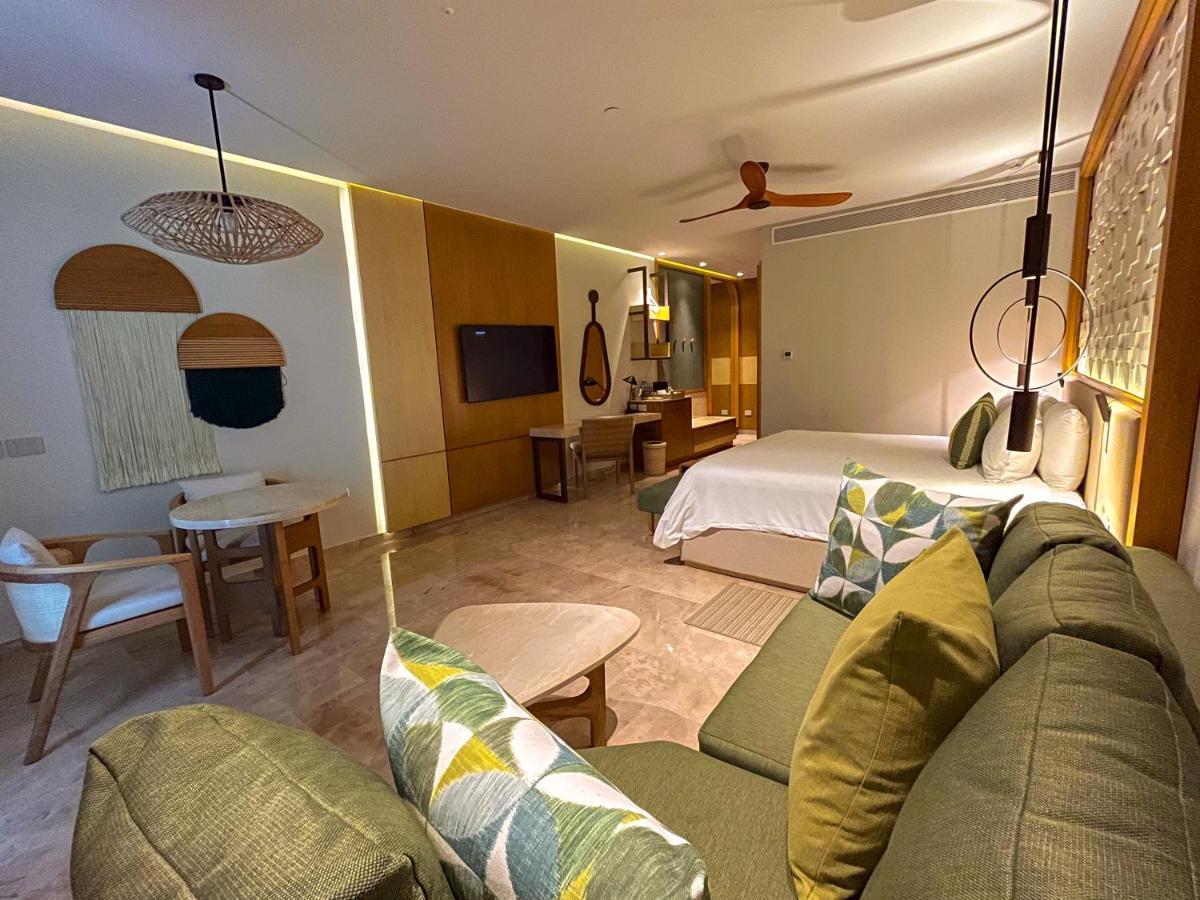 Haven Riviera Cancun (Adults Only) Alfredo V. Bonfil Bagian luar foto Deluxe Ocean View Room